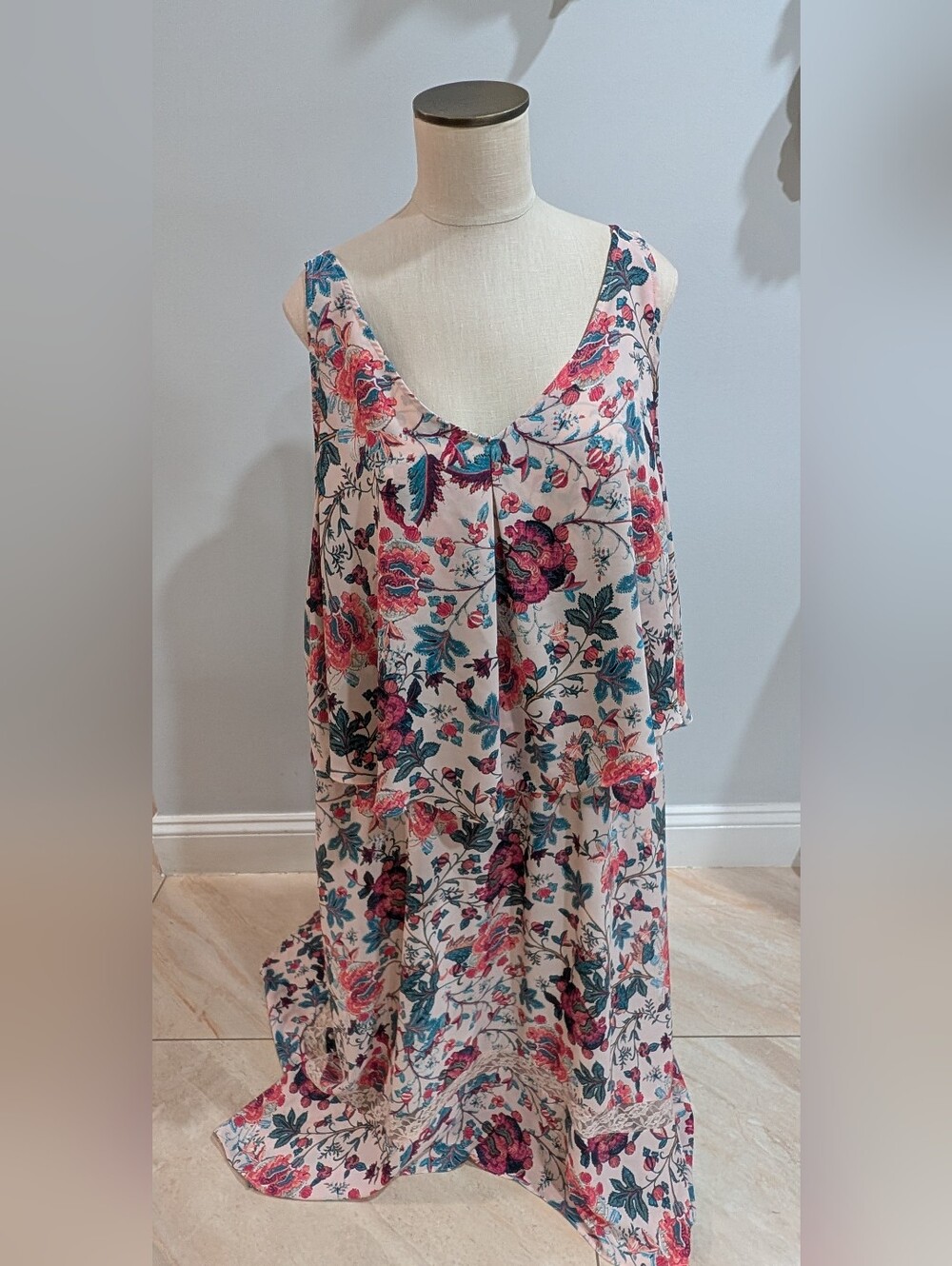 Boutique Floral High-Low Maxi Dress - Size 3X
